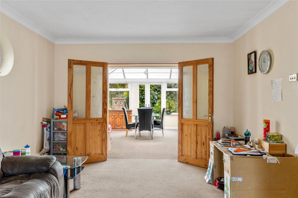 Property photo 1 of 19 Picture No. 16