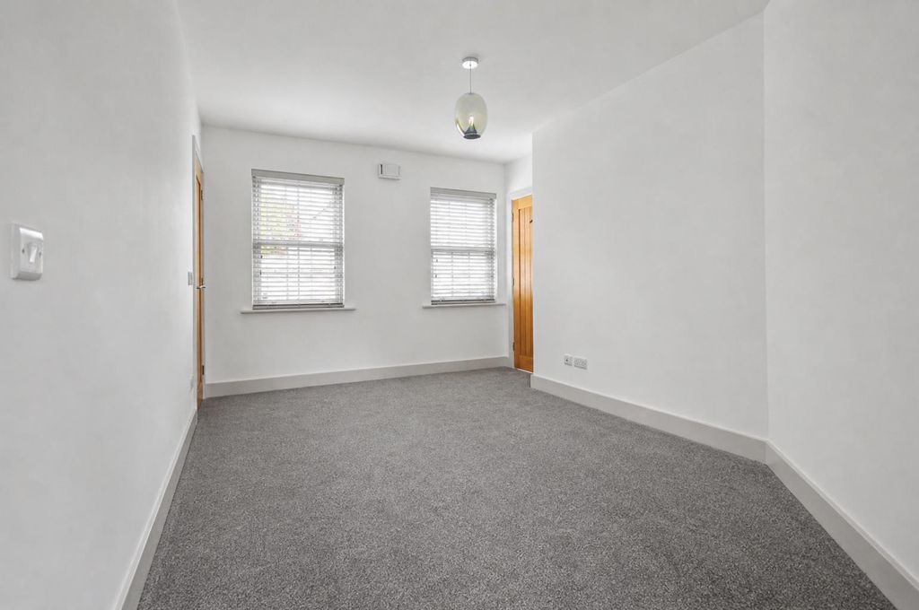 Property photo 3 of 18 Bedroom One.Png
