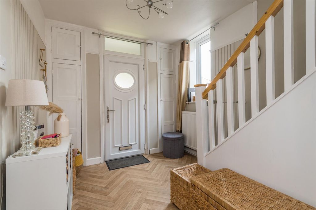 Property photo 3 of 24 No30_2.Jpg