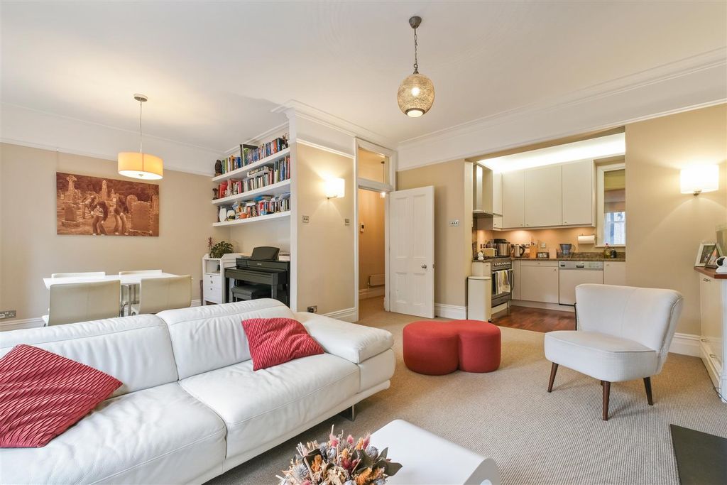 Property photo 3 of 23 Flat 25, Castellain Mansions W9 1He-No Watermark-2