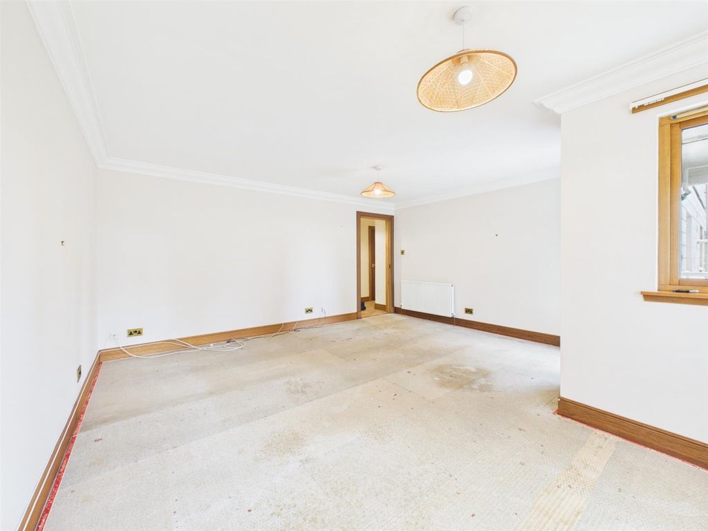 Additional image 4 of 2 bed flat for sale11 Riverview Park, Dundee Road, Perth PH2