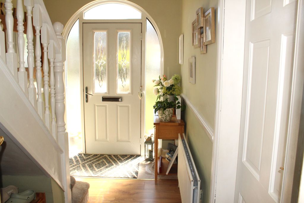 Property photo 2 of 21 Img_0536
