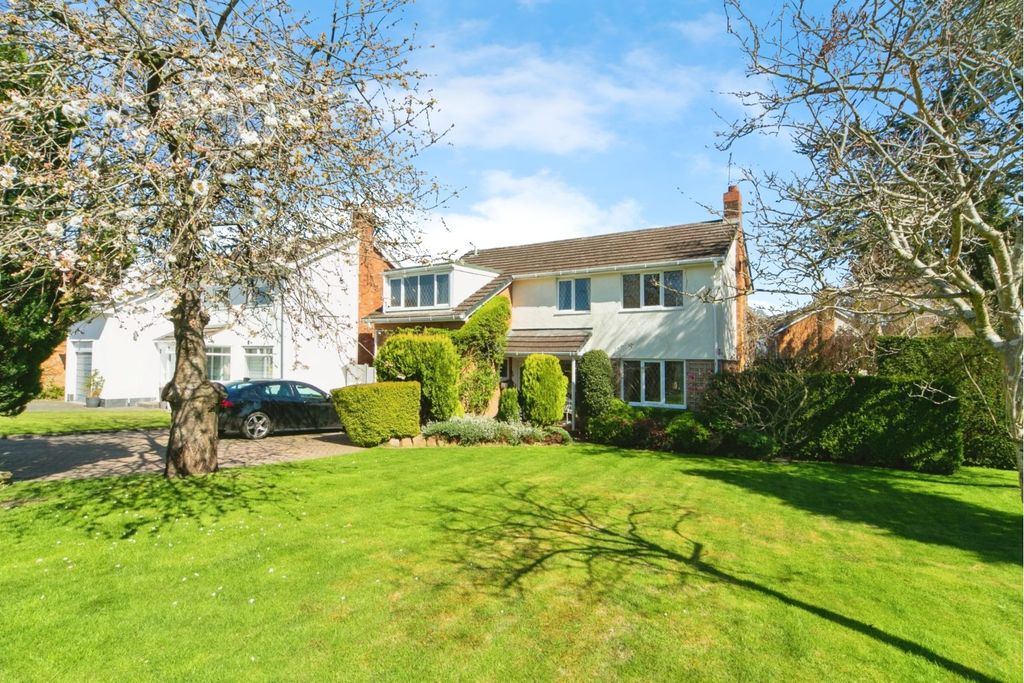 Property photo 2 of 36