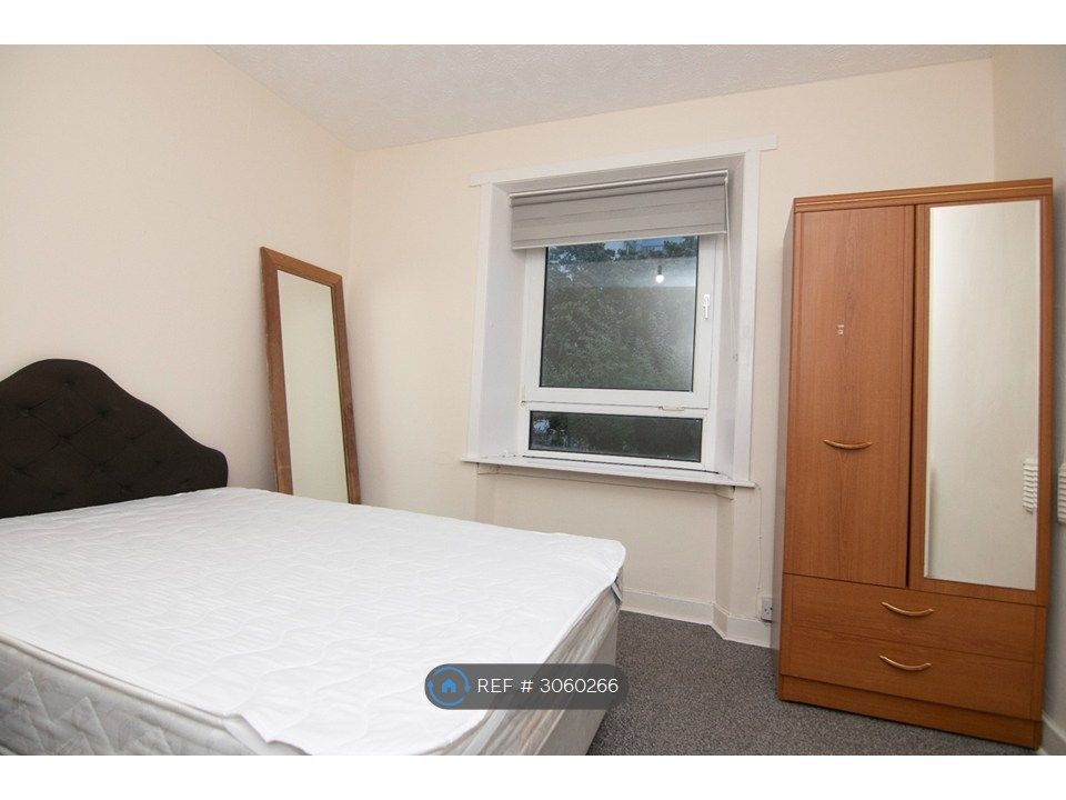 Property photo 2 of 8 Second Bedroom With Bed And Storage