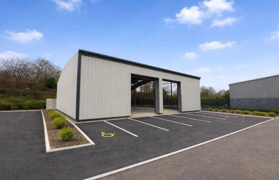 Property photo 1 of 3 Picture No. 05