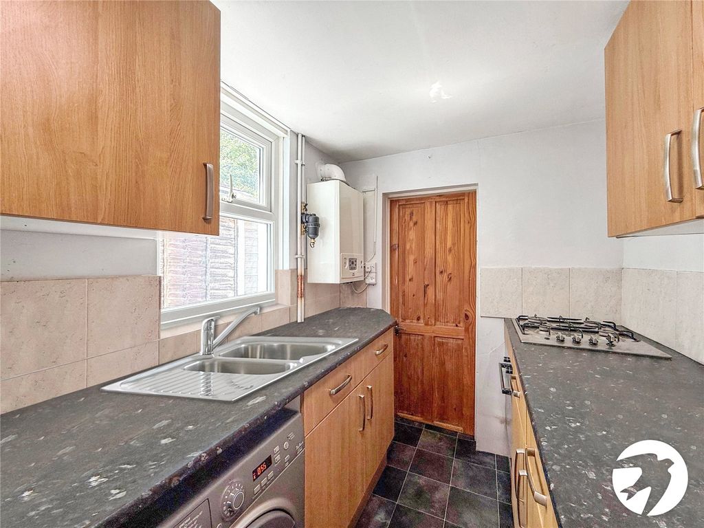 Property photo 2 of 12 Picture No. 09