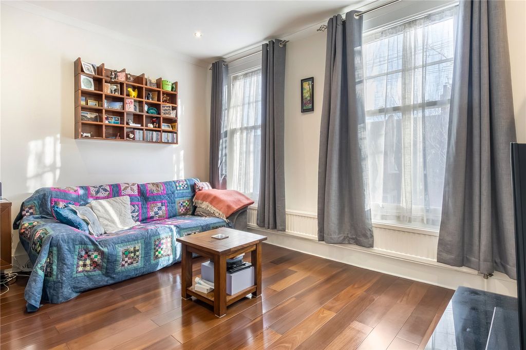 Property photo 1 of 21 Picture No. 16