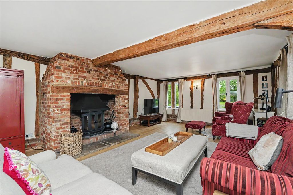 Property photo 2 of 32