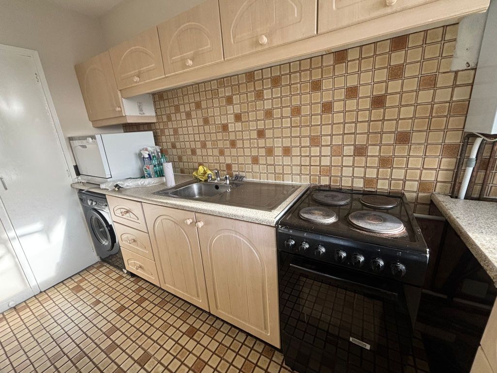 Property photo 3 of 8 Image