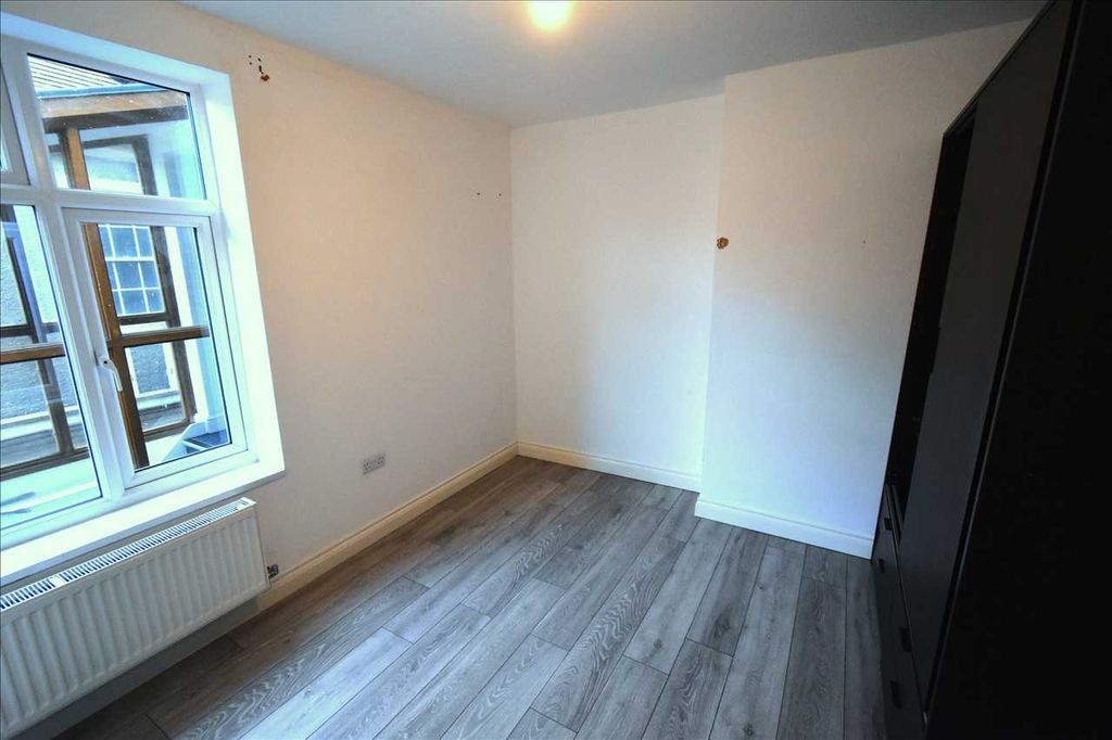 Property photo 3 of 4 Bedroom 1