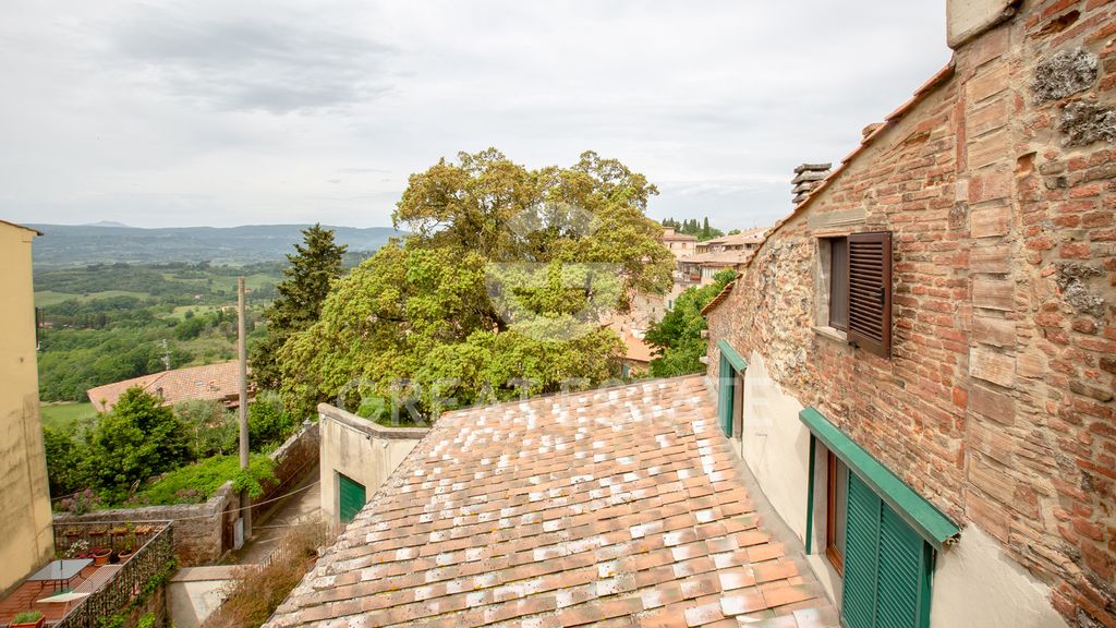 Property photo 2 of 21 Exteriors