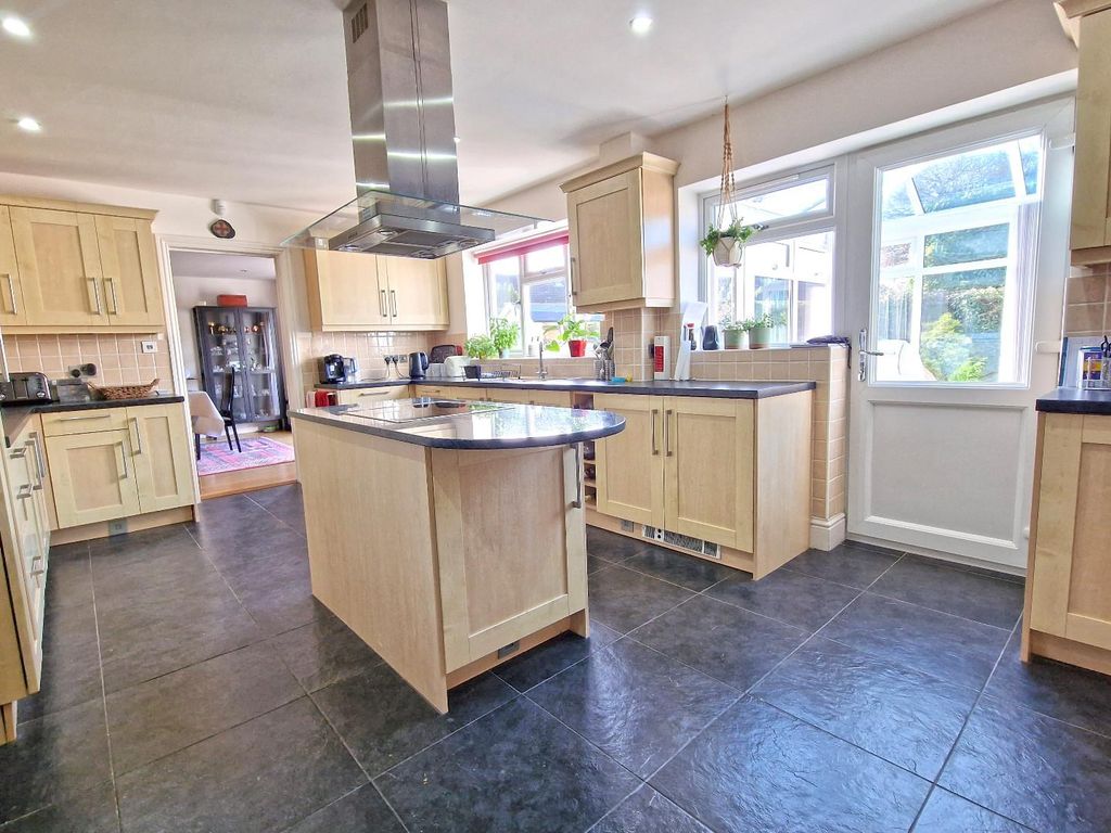 Property photo 3 of 30 20251128_110054.Jpg