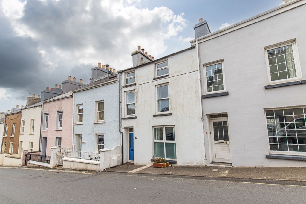 Property photo 1 of 45