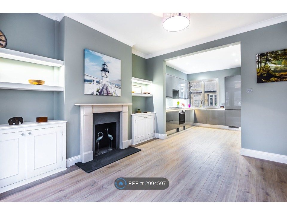 Property photo 1 of 12 Sitting Room Into Kitchen View
