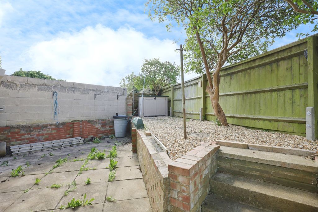 Property photo 3 of 17