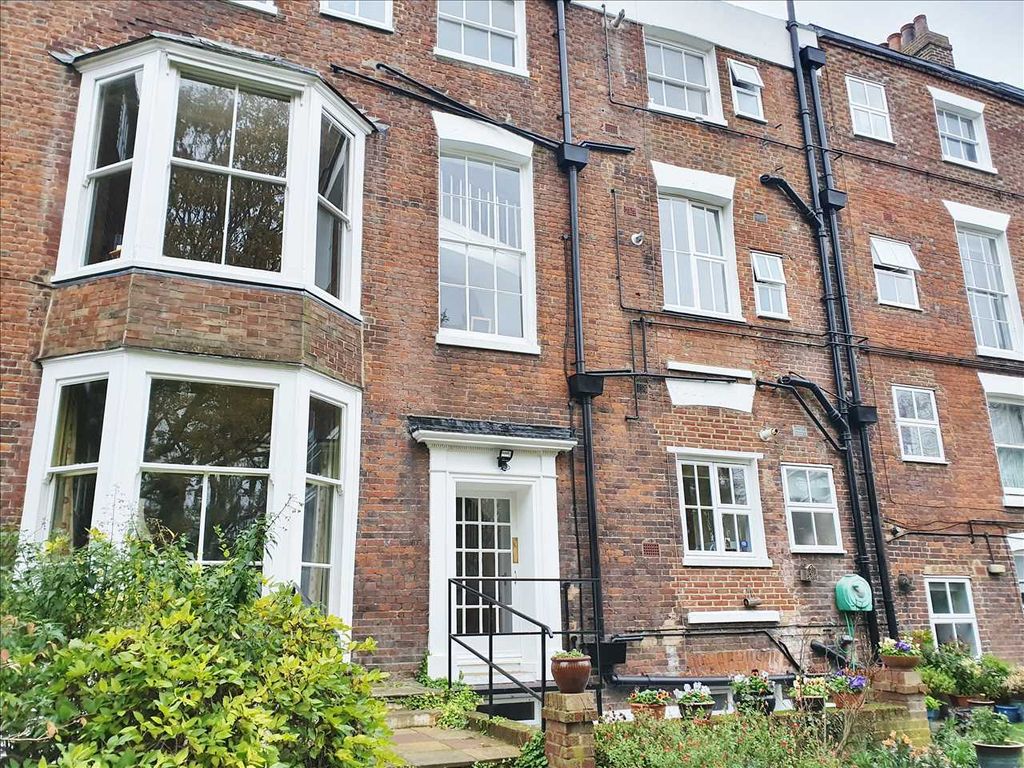 Property photo 1 of 6 Main Picture