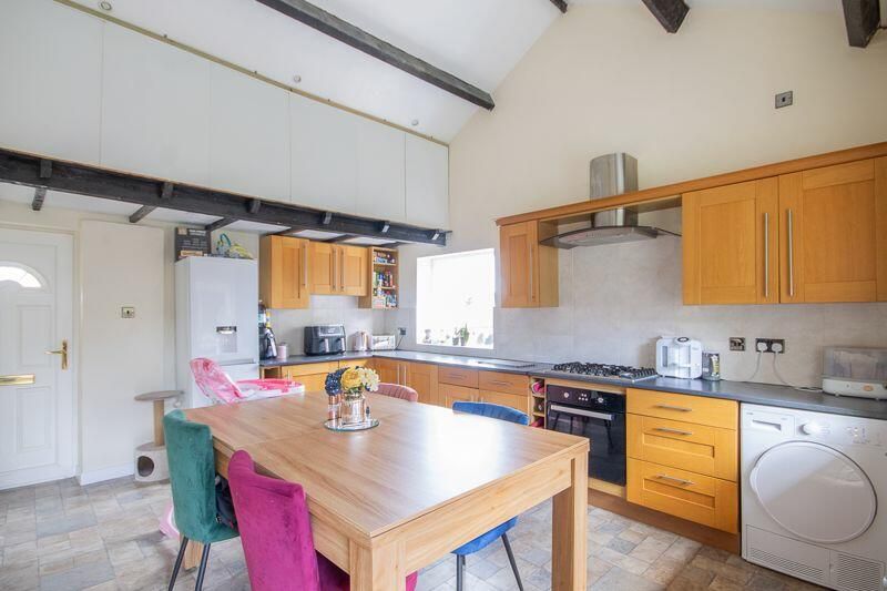 Property photo 3 of 10 Gallery