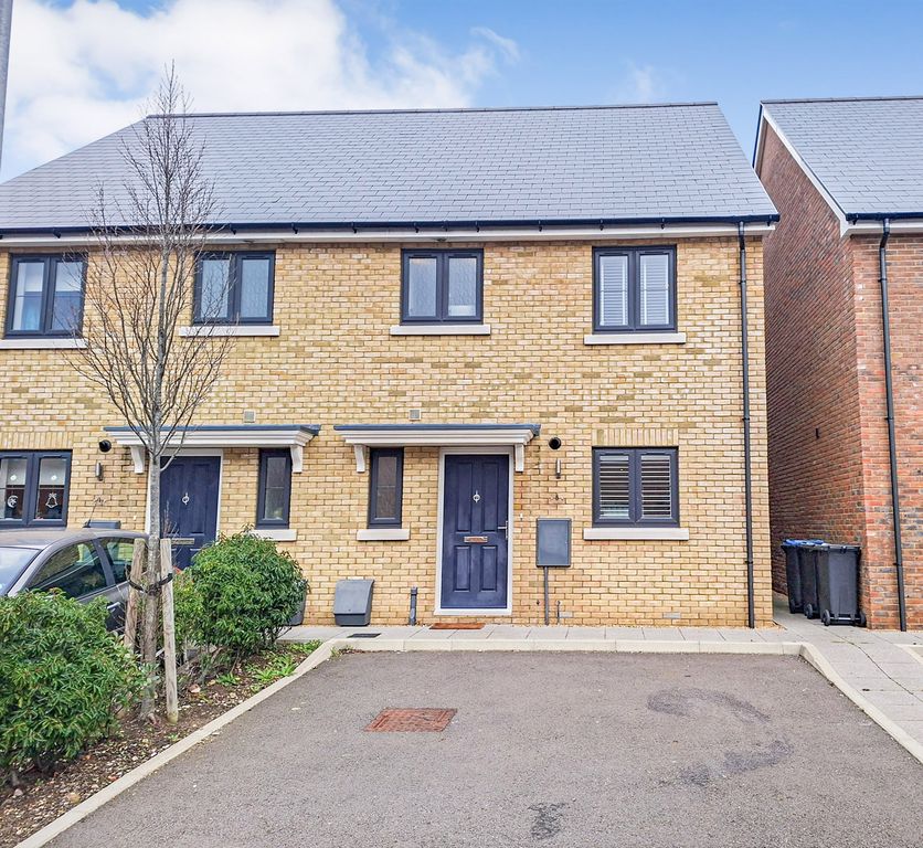 Property photo 1 of 11 Droveway3938420251215_120636.Nidwz.Jpg