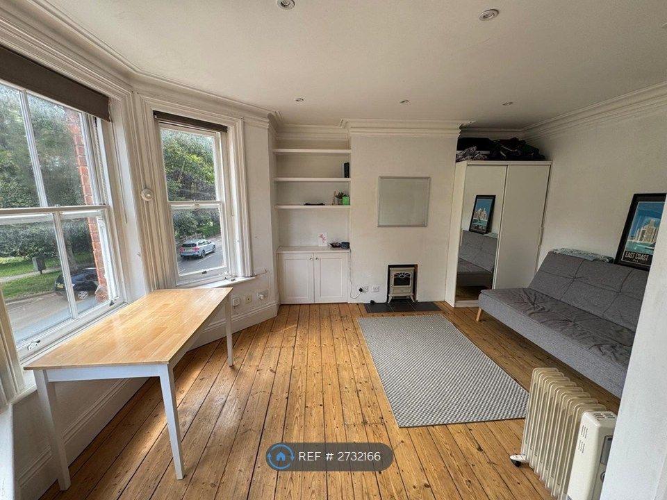 Property photo 2 of 7