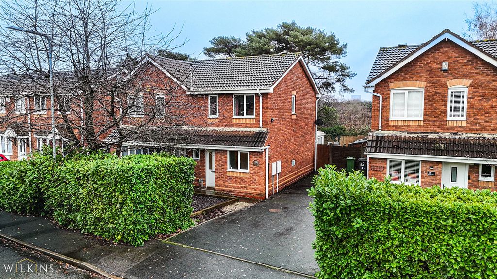 Property photo 1 of 28 Picture No. 25