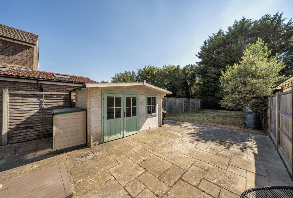 Property photo 3 of 17 1485829-6-6A47Dce...