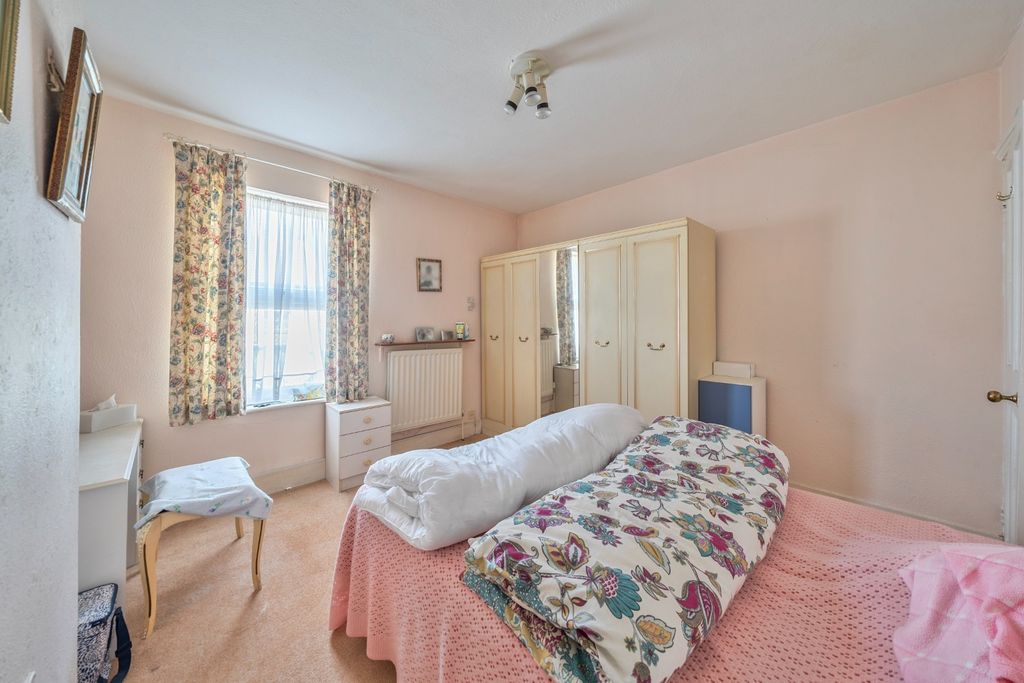 Property photo 3 of 15 4436333