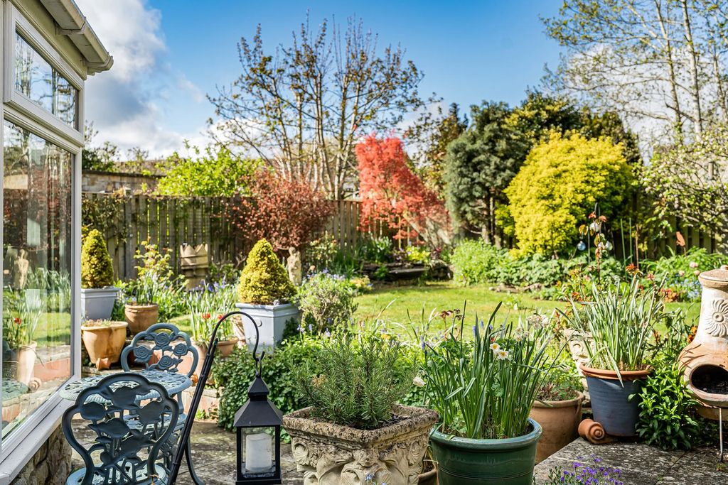 Property photo 1 of 23 Garden