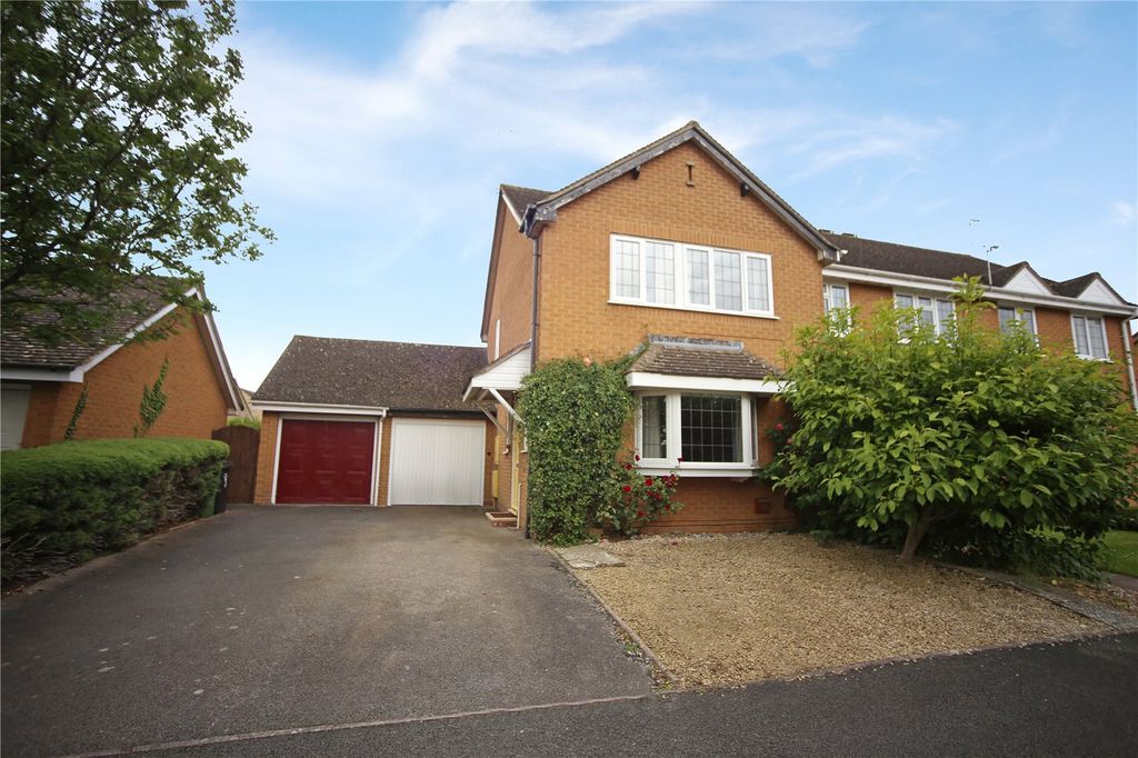 Property photo 2 of 12 Picture No. 04