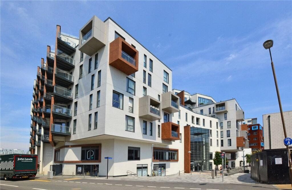 Property photo 1 of 12