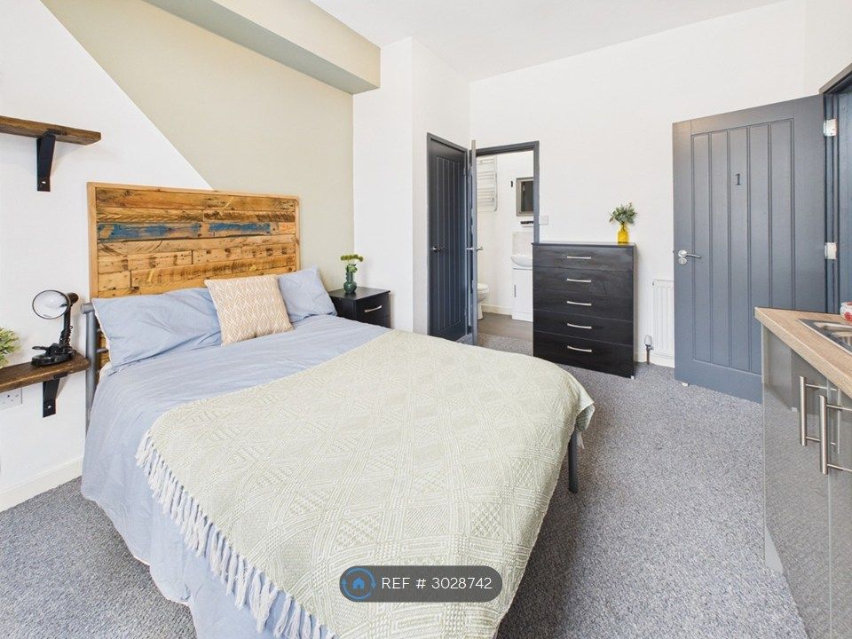 Property photo 1 of 6 Room 1