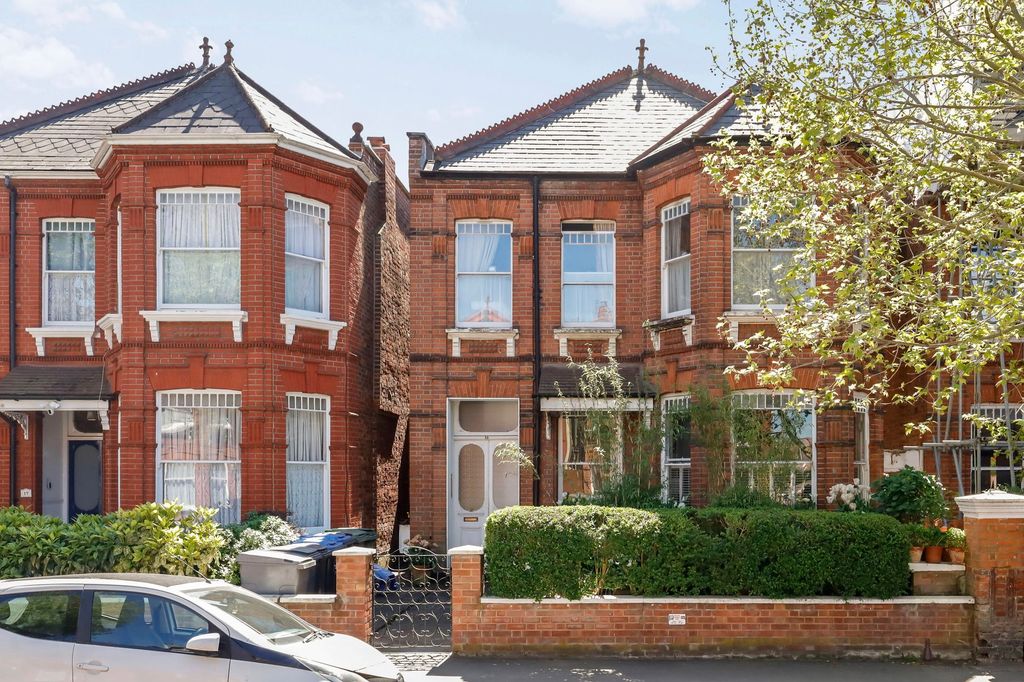 Property photo 1 of 10