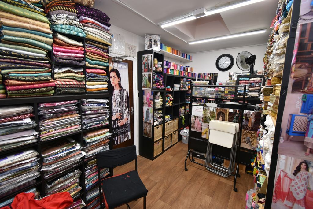 Property photo 1 of 8 Tailour Shop Business For Sale