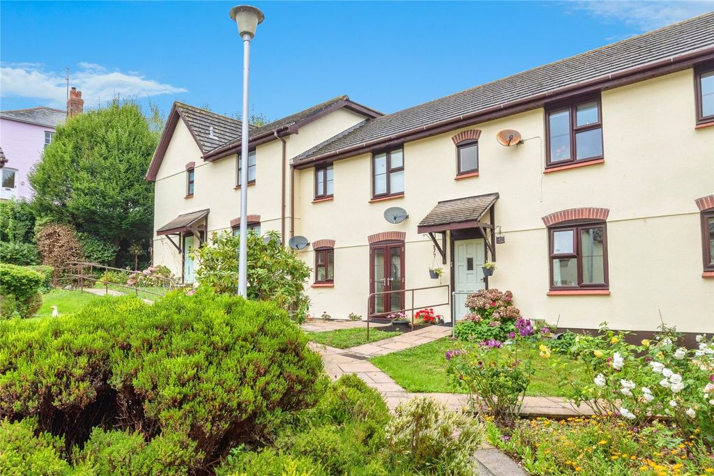 Property photo 1 of 10 General View
