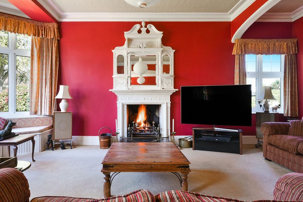 Additional image 8 of 6 bed detached house for saleQuarry Road, Oxted, Surrey RH8