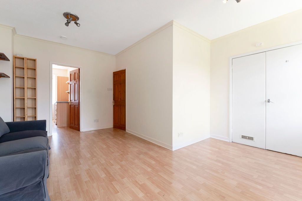 Property photo 1 of 11 Photo 1