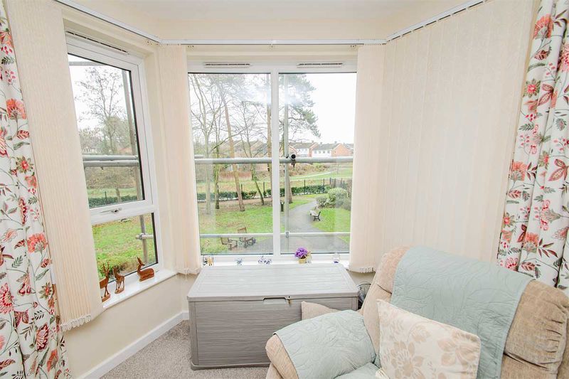 Property photo 3 of 16 Photo 5