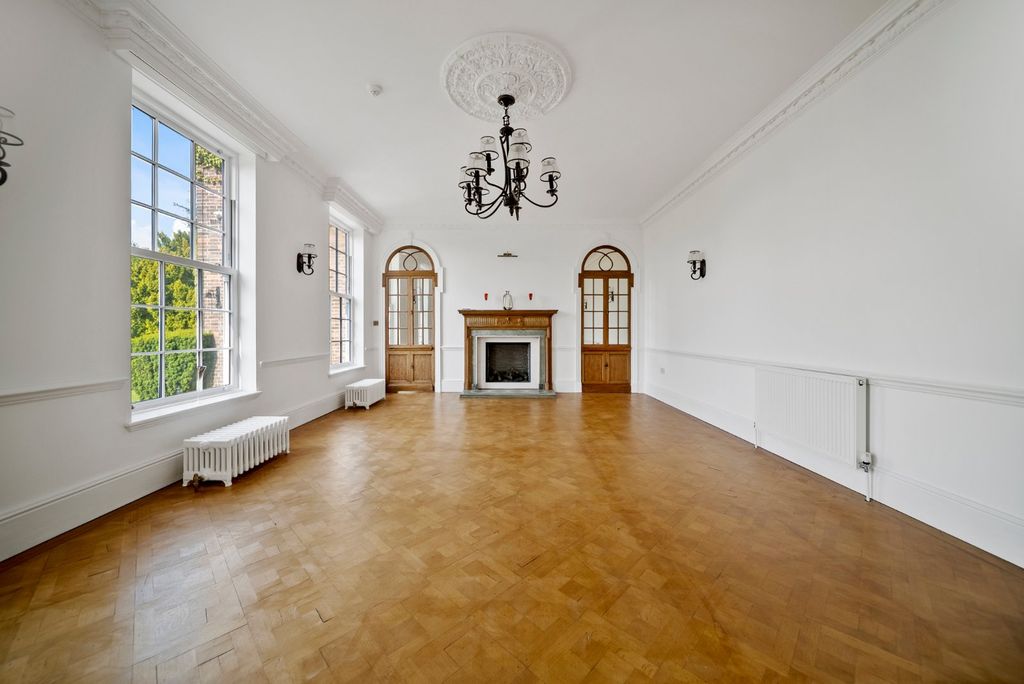 Property photo 3 of 44 Picture No. 66