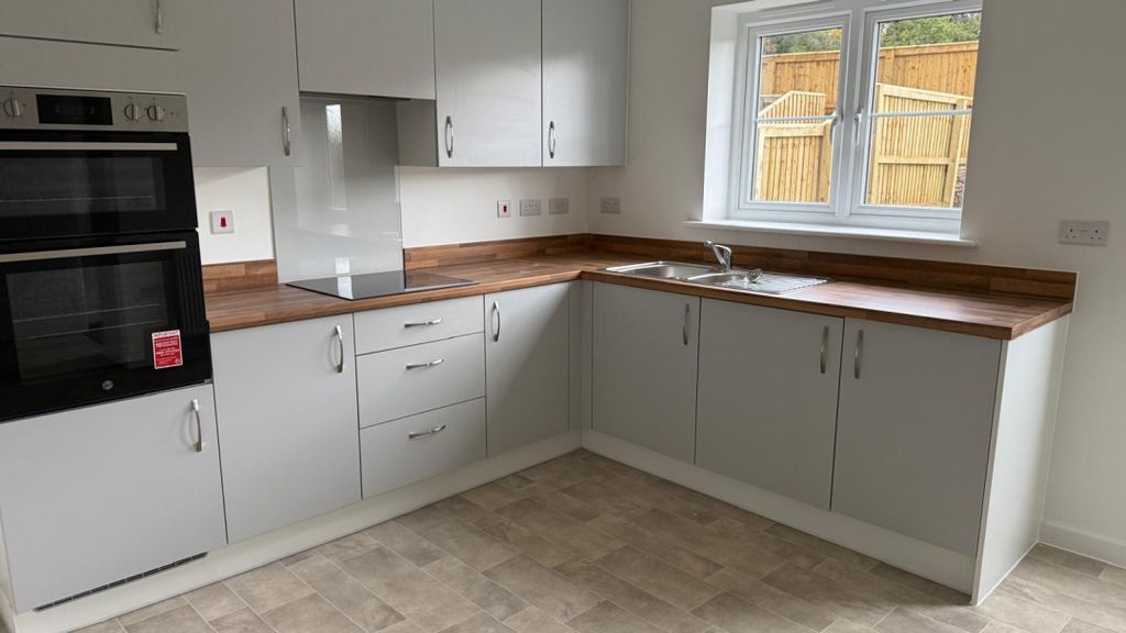 Property photo 3 of 13 Plot Image