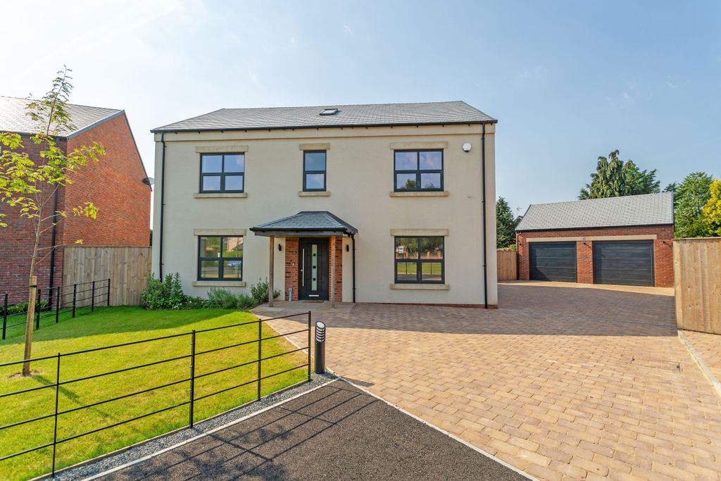 Property photo 1 of 30 0F5A7609