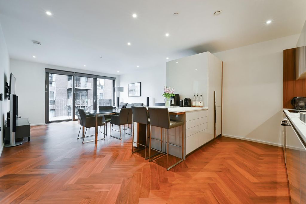 Property photo 1 of 25