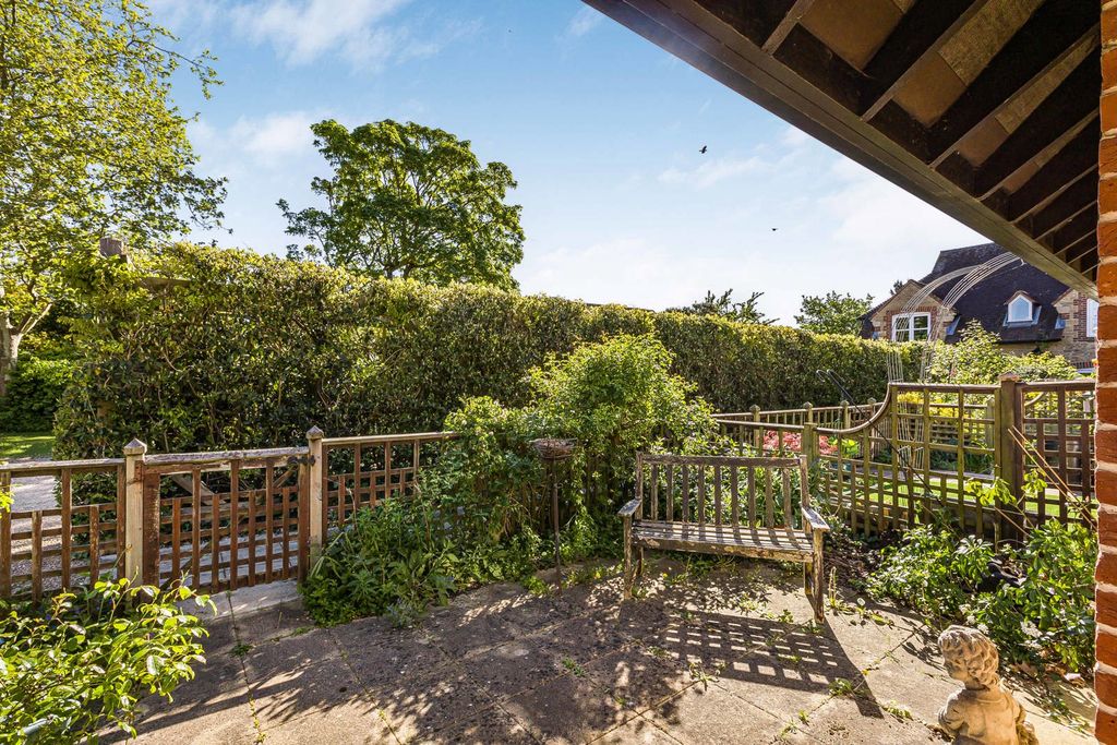 Property photo 1 of 20 Garden
