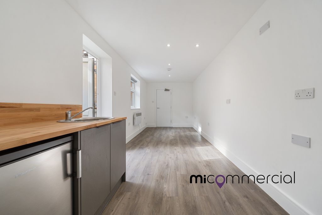 Property photo 3 of 12 3