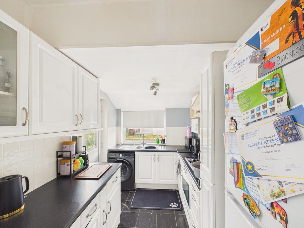 Property photo 3 of 13 5229284