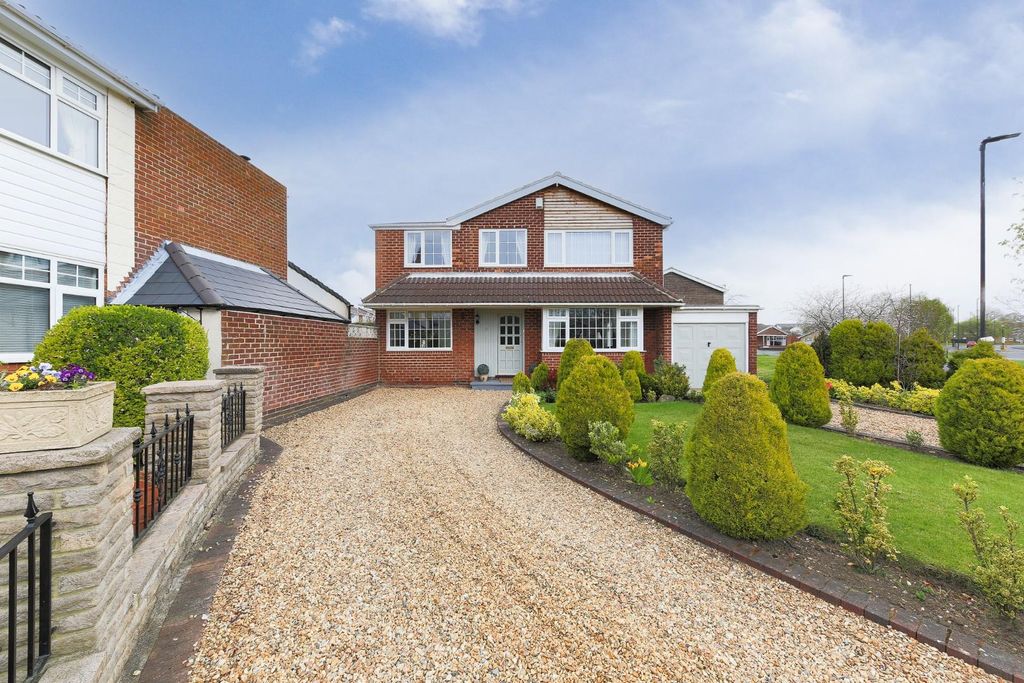 Property photo 1 of 23 External