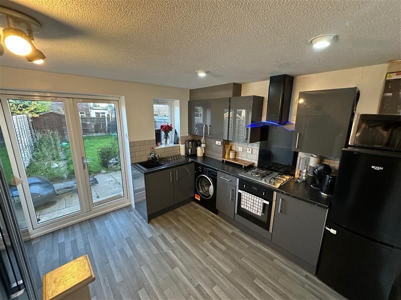 Property photo 3 of 10 Image - 2025-11-17T160842.462.Jpg