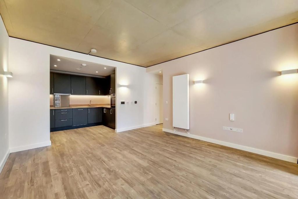 Property photo 1 of 19 Picture 1.Png