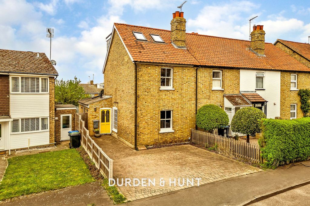 Property photo 1 of 34