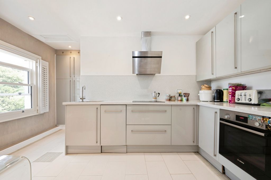 Property photo 3 of 14 Pbox-Img.Jpg