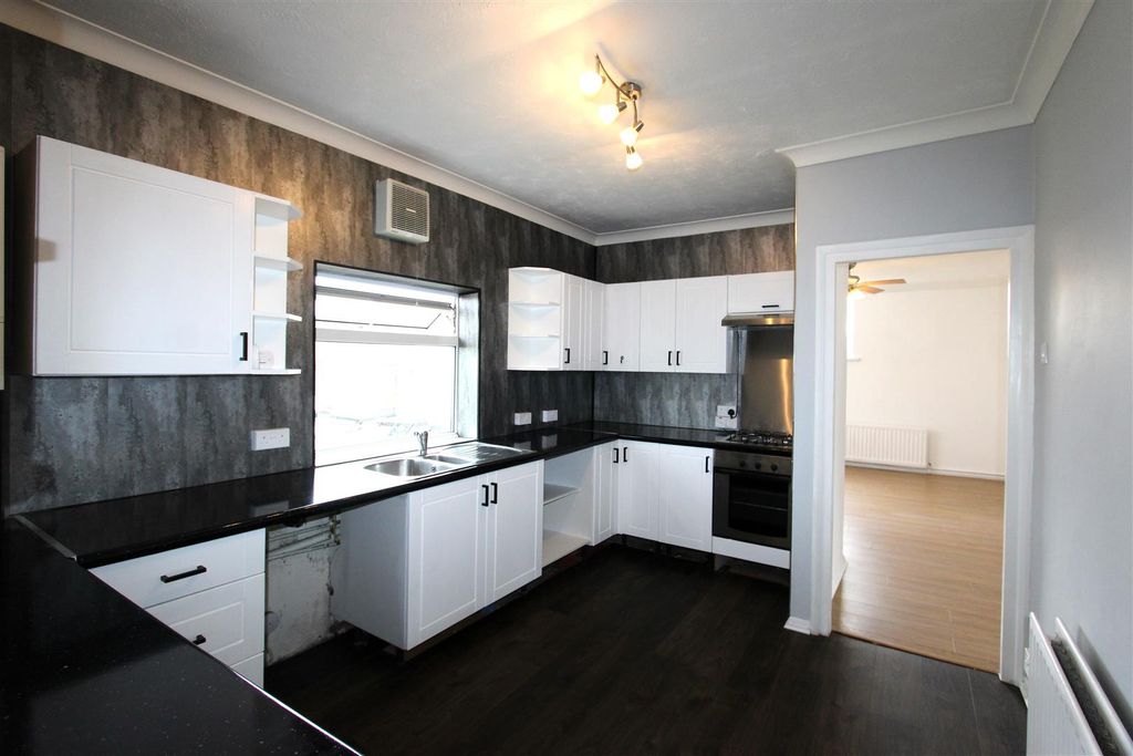 Property photo 1 of 10 2.Jpg