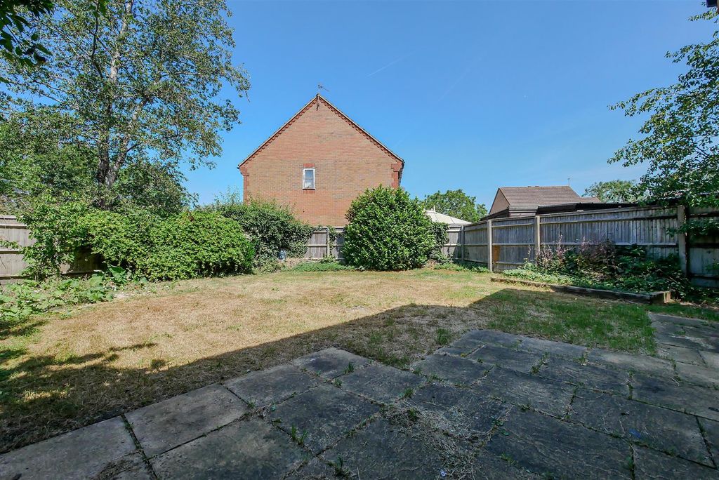 Property photo 2 of 14 Rear Garden